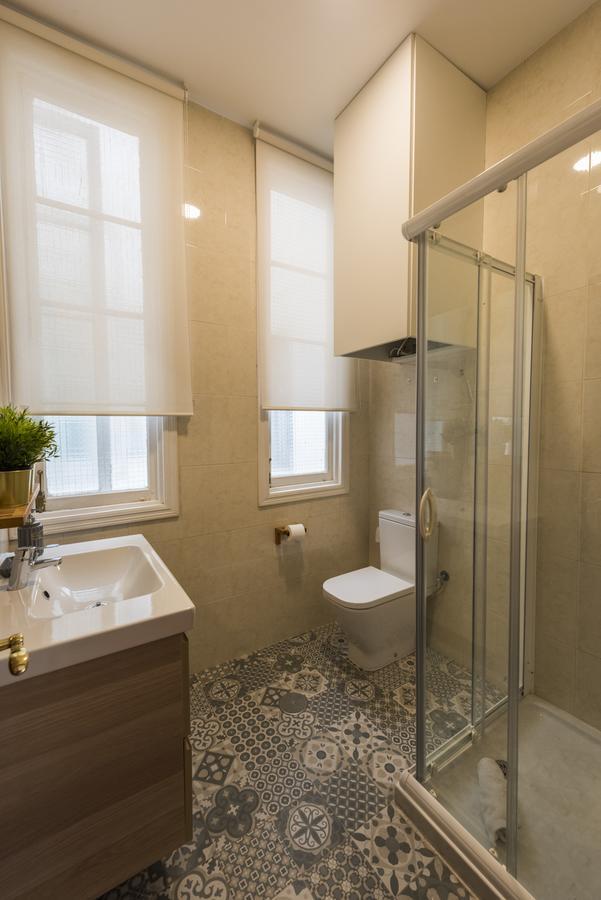 Genteel Home Trinidad Grund มาลากา ภายนอก รูปภาพ