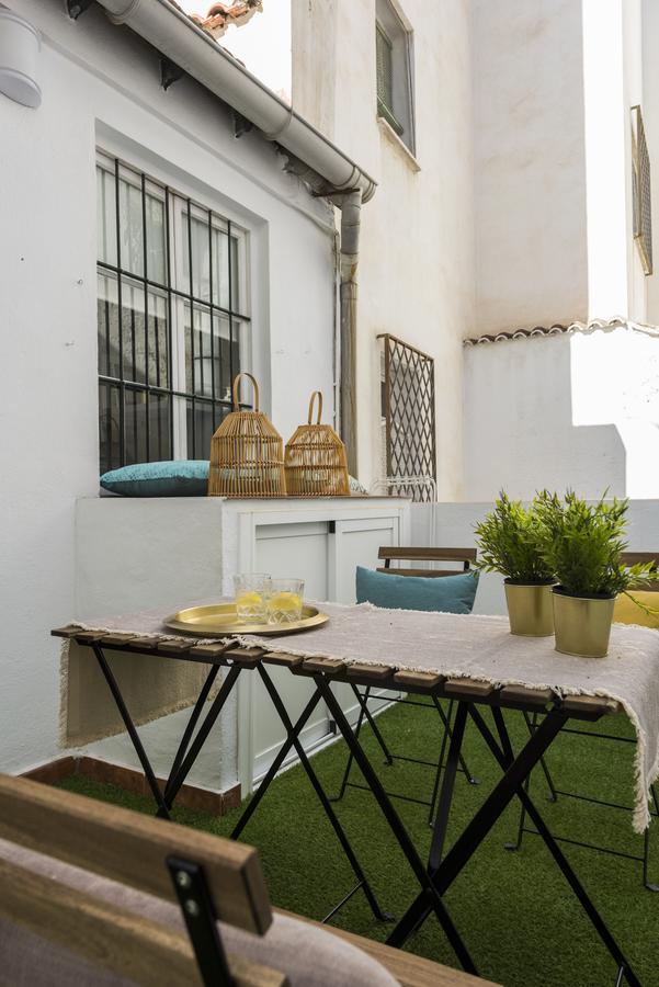 Genteel Home Trinidad Grund มาลากา ภายนอก รูปภาพ