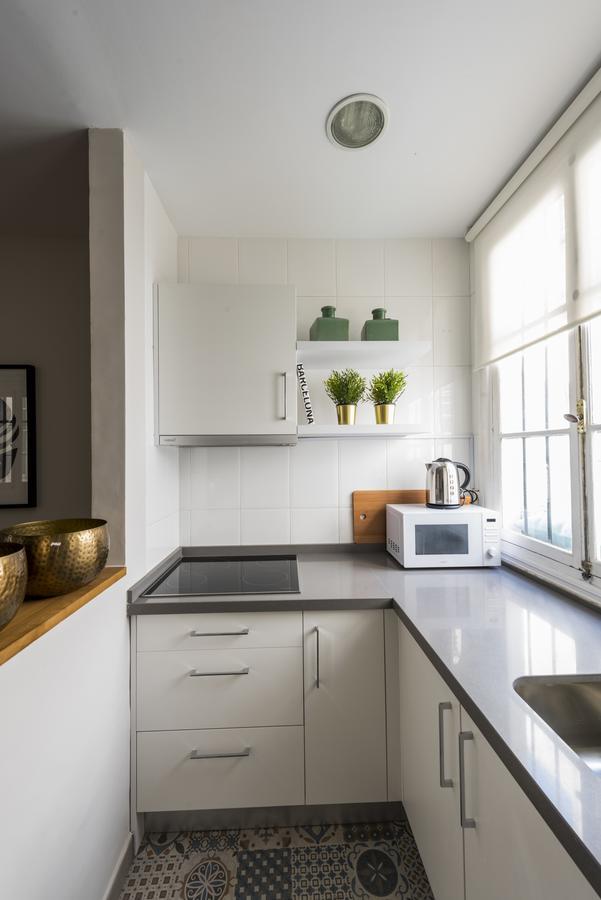 Genteel Home Trinidad Grund มาลากา ภายนอก รูปภาพ